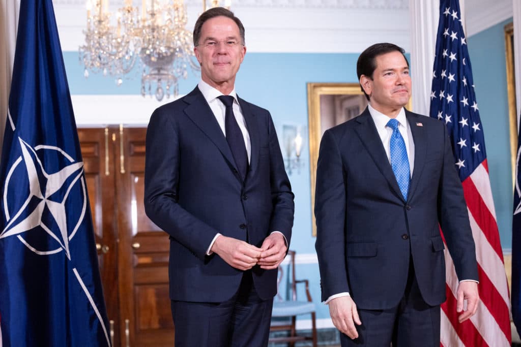 Trump Slams NATO Over Iran After Meeting Rutte and Renews Greenland Threat