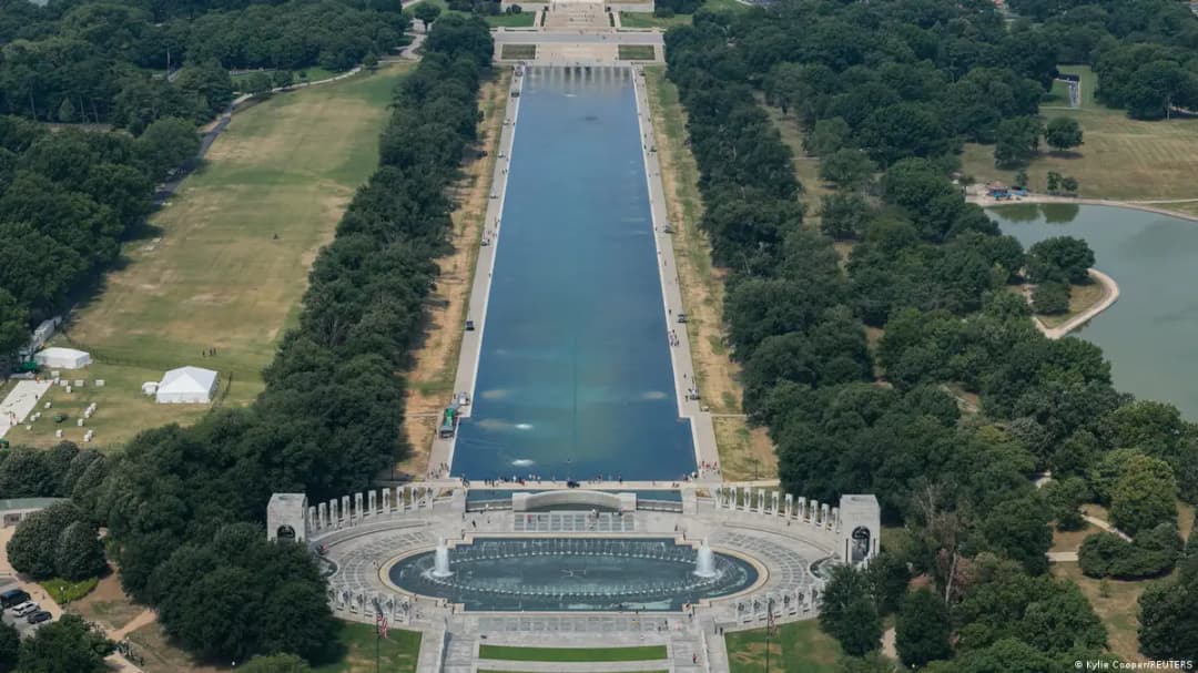 Trump Denies Responsibility for Reflecting Pool Damage and Threatens to Sue ABC