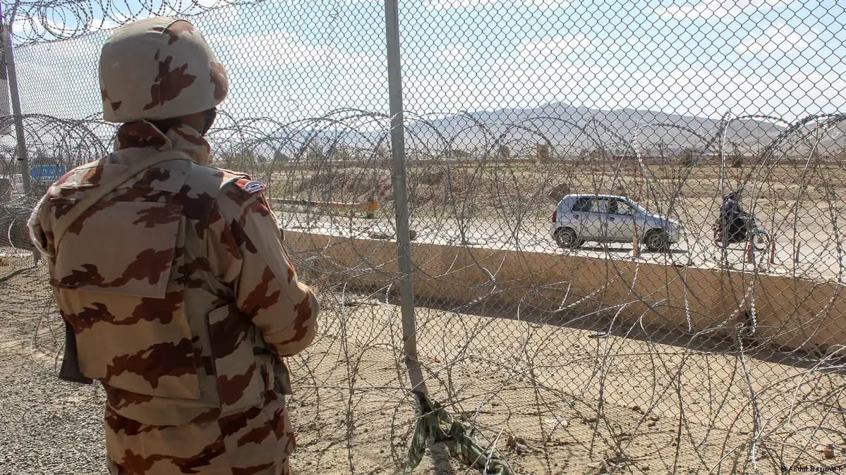 Pakistan Launches Cross-Border Military Strikes in Eastern Afghanistan