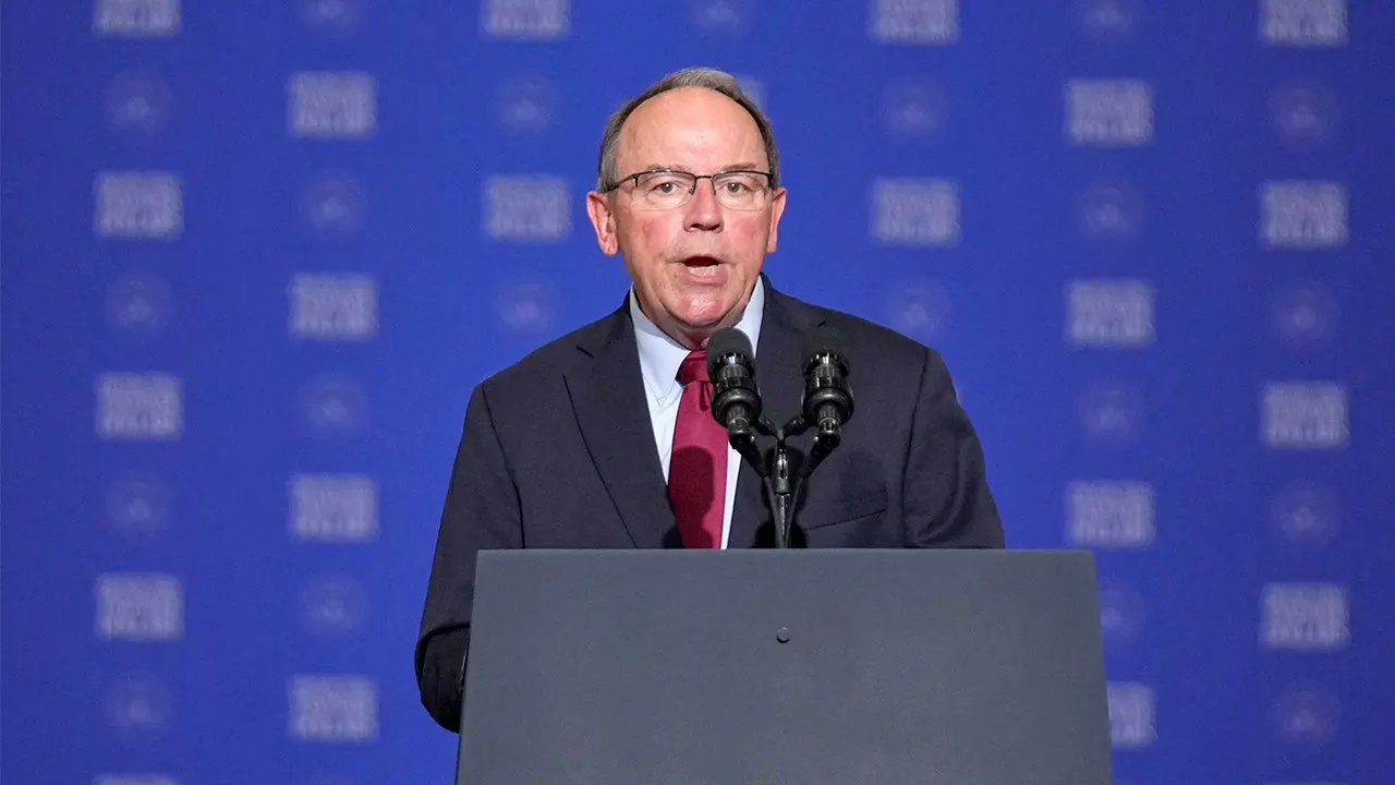 US Rep. Tom Tiffany Sustains Minor Injuries After Plane Makes Emergency Lake Landing