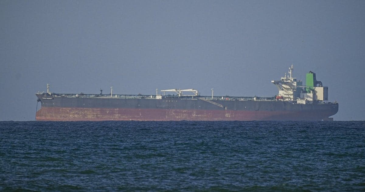 US Navy Destroyers Transit Strait of Hormuz to Begin Mine-Clearing Mission