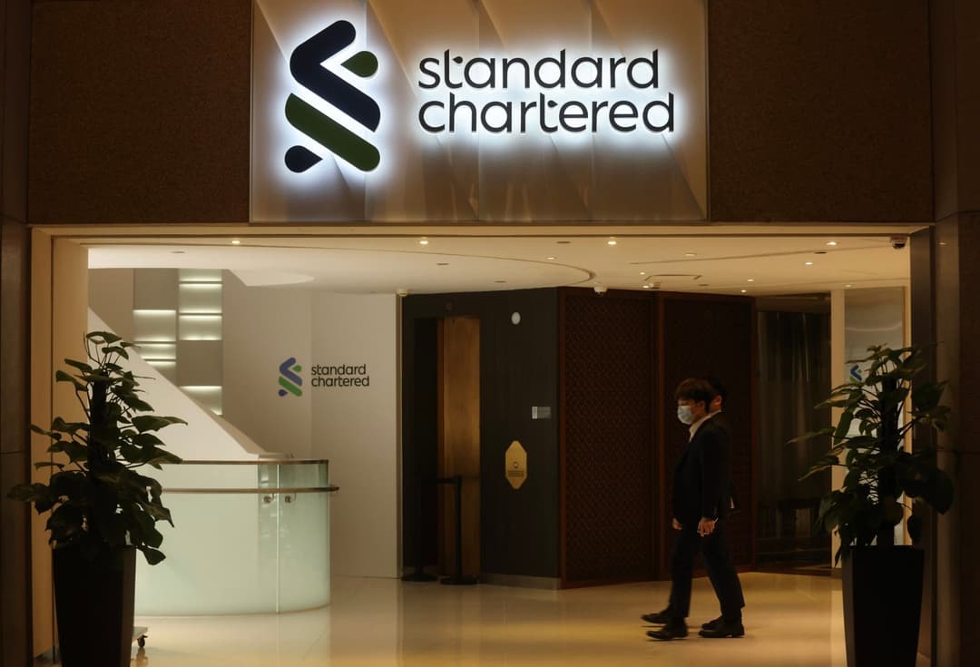 Standard Chartered Reports Record Profit and Announces $1 Billion Buyback