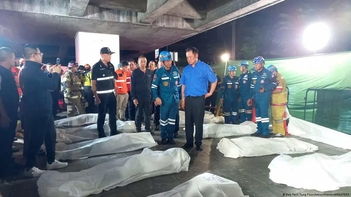Bangkok Pub Fire Kills 30 as Police Investigate Negligence