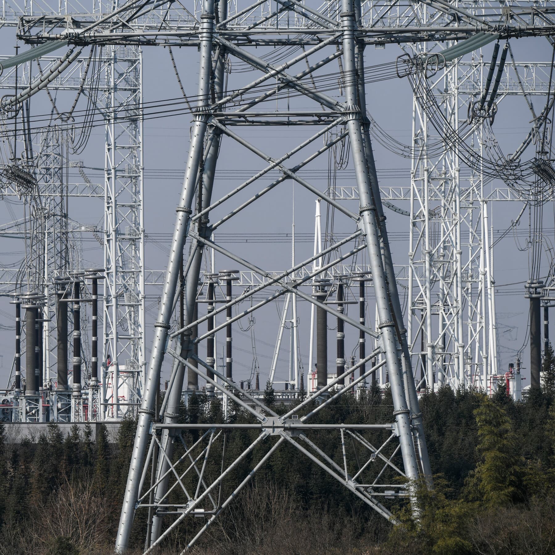 中国宣布多项惠台措施并寻求恢复两岸直航