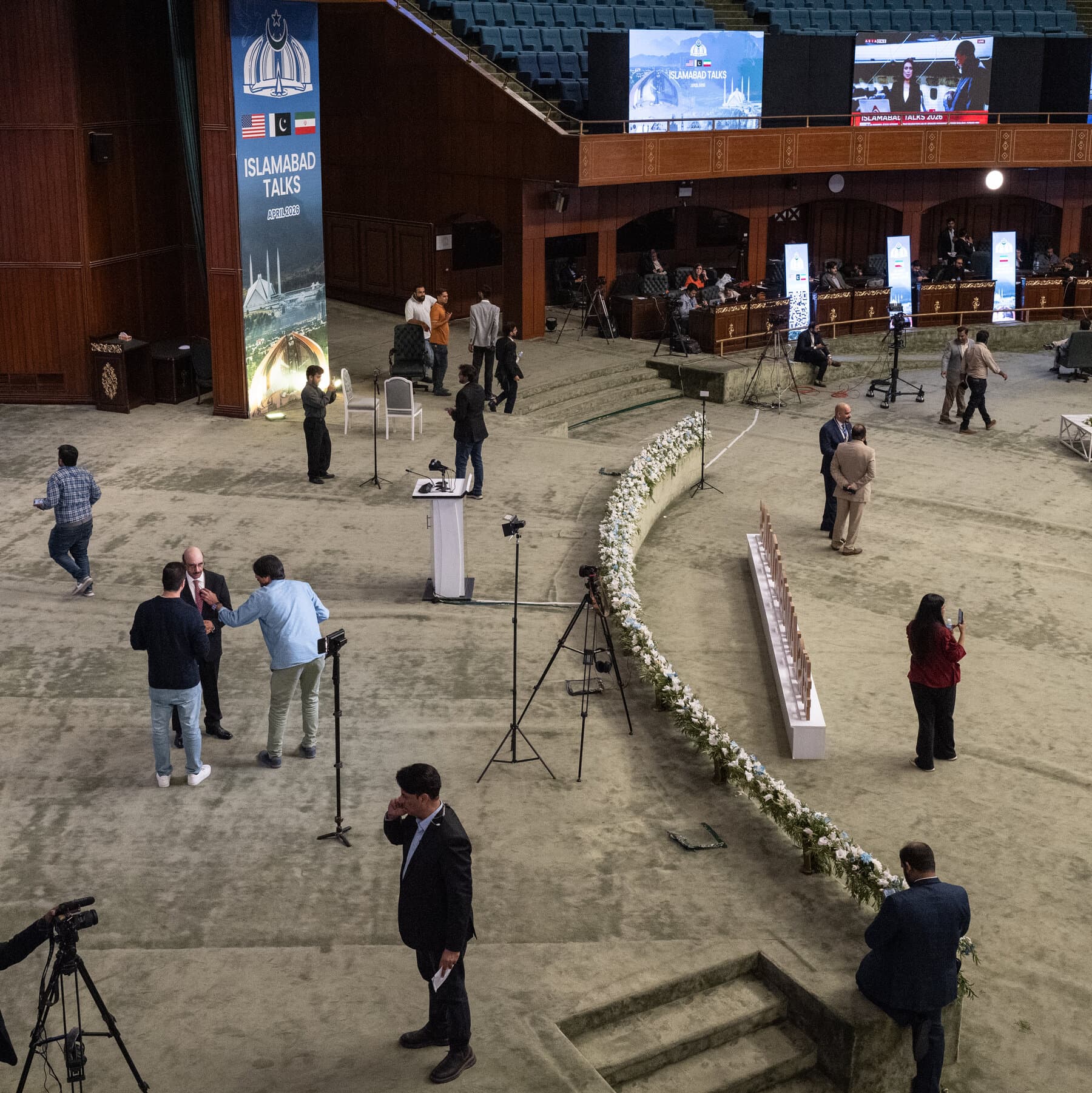 国际海事组织警告伊朗不得在霍尔木兹海峡征收通行费